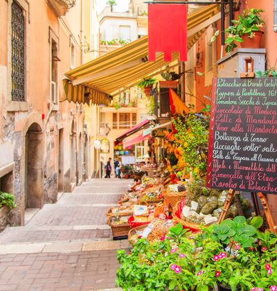 イタリア タオルミーナのホテル選 口コミ評判の高い宿をご紹介 おすすめ旅行を探すならトラベルブック Travelbook イタリア タオルミーナのホテル選 口コミ評判の高い宿をご紹介 おすすめ旅行を探すならトラベルブック Travelbook