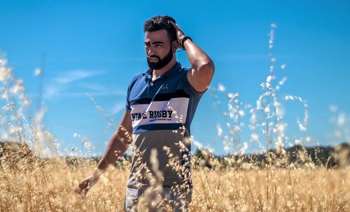 つむじハゲのバレないおすすめの隠し方 気になる薄毛対策とは トラブルブック