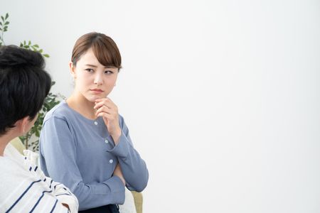 旦那の浮気 証拠がない場合の対処方法と 証拠の集め方を詳しく紹介 トラブルブック