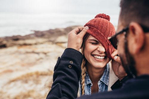 男性の脈ありサイン 決定版 好意の女性を射止めるときの脈ありサインとは 自分らしい便利な暮らしを トラベルブック Travelbook