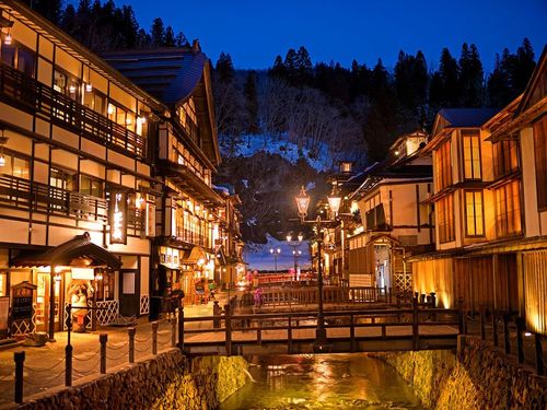 山形 銀山温泉でおすすめの旅館12選 人気の宿を格安で予約しよう おすすめ旅行を探すならトラベルブック Travelbook