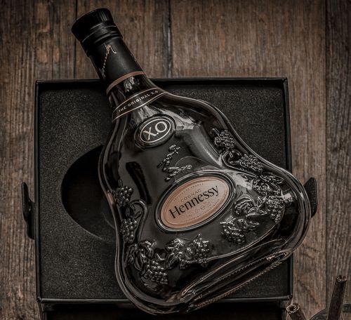 ヘネシー XO 金キャップボトル 古酒 箱付き・未開封（ヘネシー XO 金 