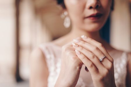 ヴァンクリーフの婚約指輪はなぜ人気 ブランドの特徴やおすすめデザイン トラブルブック ヴァンクリーフの婚約指輪はなぜ人気 ブランドの特徴やおすすめデザイン トラブルブック