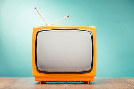 ブラウン管テレビ 14M-￼141C コード修理￼ 昭和￼59年製SHARP ブラウン管テレビ 14M-￼141C コード修理￼ 昭和￼59年製SHARP